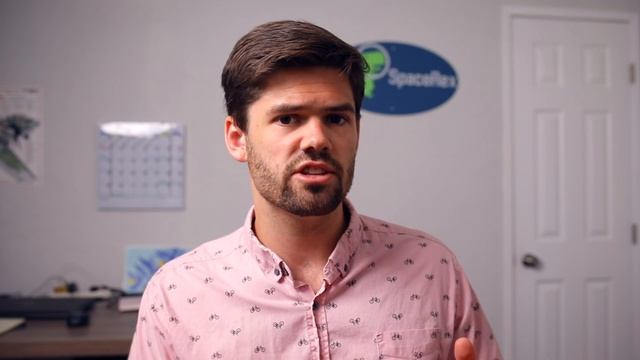 you should NOT host your own email server! (and here is why) смотреть онлайн