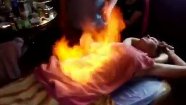 Массаж огнем!