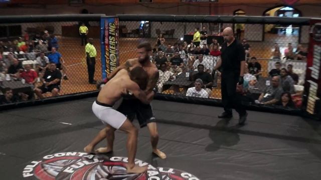 Jim Perl vs Eric Finch FCP CAGED CHAOS 8 смотреть онлайн