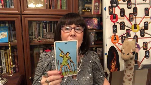 ВЗАИМОЗАМЕНЯЕМОСТЬ ПРЯМЫХ И ПЕРЕВЕРНУТЫХ КАРТ ТАРО МАСТЬ ЖЕЗЛОВ смотреть онлайн