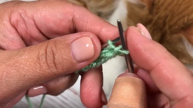 Узоры спицами. Мелкий жгут. смотреть онлайн