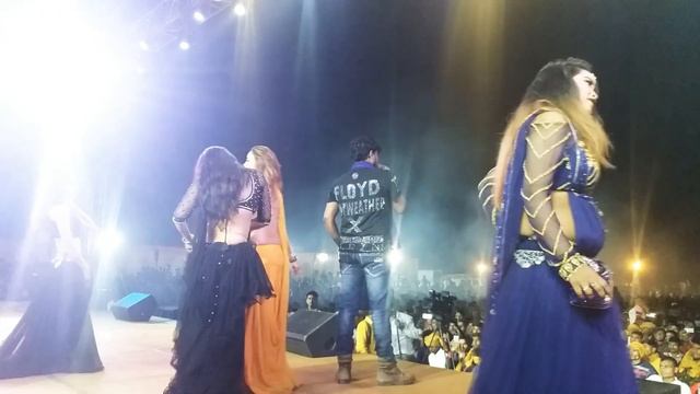 Pramod Premi stage program Holi git смотреть онлайн