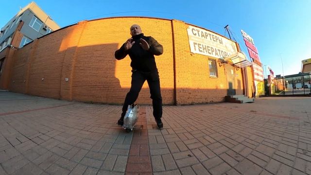 Моноколесо за 15 минут! Как быстро и безопасно научиться катать на Моноколесе? Обучение Моноколесу! смотреть онлайн