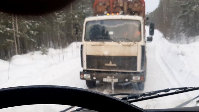 Лесовоз ушел с дороги! Лесные дороги!.mp4 смотреть онлайн