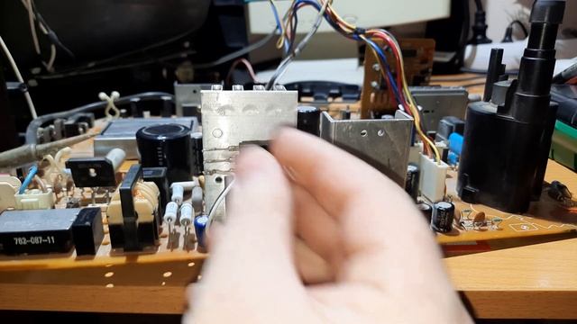 Ремонт телевизора SONY KV-G14M1/ Не включается смотреть онлайн