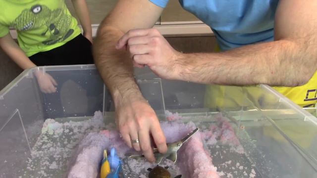 GELLI SNOW ИГРАЕМ В СНЕГ смотреть онлайн