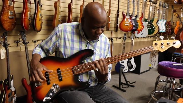 Fred Doumbe playing an Early Fender Custom Shop Jaco Bass at Norman's Rare Guitars смотреть онлайн