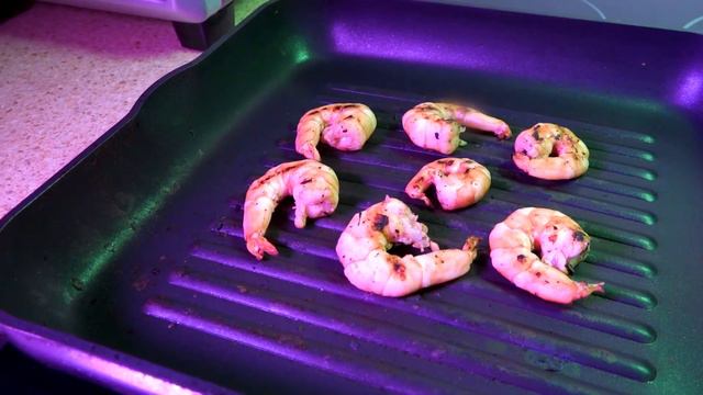 В Висагинасе состоялось открытие кафе „Cosmos“ смотреть онлайн