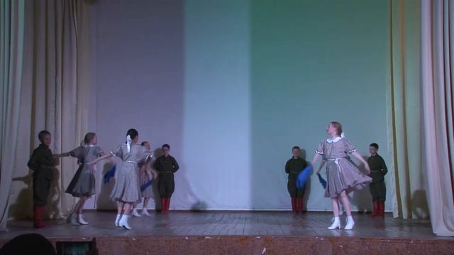 28.04.2018 Фестиваль танцев в младшей школе смотреть онлайн