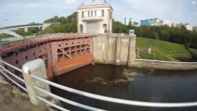 Ловля на шлюзе ч.1 смотреть онлайн