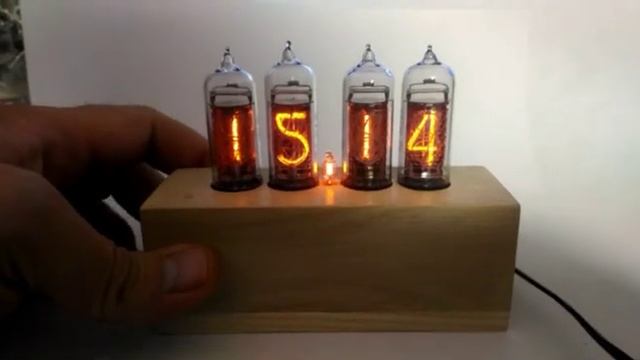 Nixie clock на лампах ин-14 смотреть онлайн