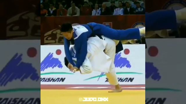 фантастическое исполнение. #дзюдо #judo #judoka #борьба #бросок смотреть онлайн