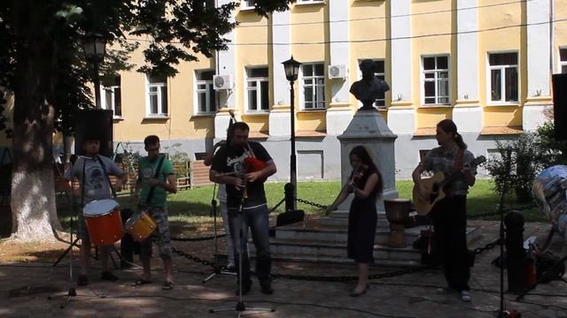 LaVerden на Театральном дворике (Волынка в Туле) смотреть онлайн