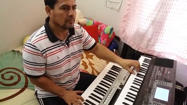 BESAME MUCHO смотреть онлайн