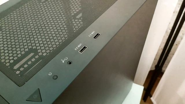 ADATA XPG Valor Air Mid-tower Unboxing смотреть онлайн