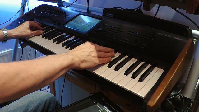 Korg Kronos song Rockin' Synth Guitars 4.8.2020 смотреть онлайн