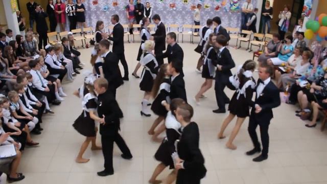танец выпускников 2015 года Пяозерская СОШ смотреть онлайн