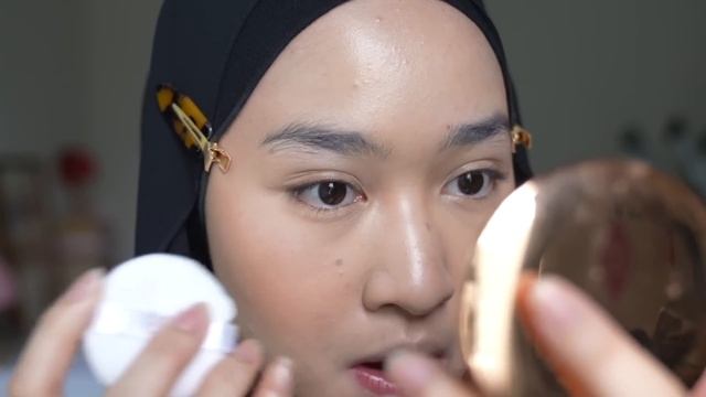 Makeup Therapy | Kiara Leswara смотреть онлайн