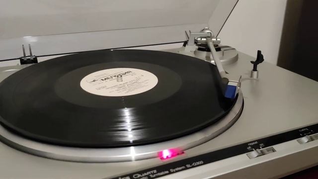 Technics SL-Q300 небольшой обзор смотреть онлайн