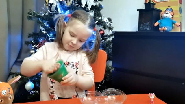 Слаймы и заводные игрушки/Slimes and clockwork toys смотреть онлайн