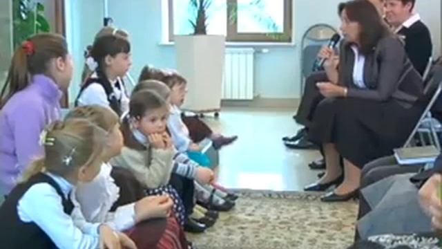 Слепенчук А., Бабочка рождается из гусеницы (детская история), 2013.11.23, Новые Обиходы смотреть онлайн