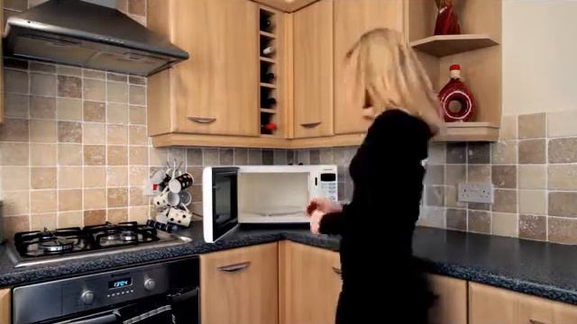 Tommee Tippee Closer To Nature стерилизатор за микровълнова печка.wmv смотреть онлайн