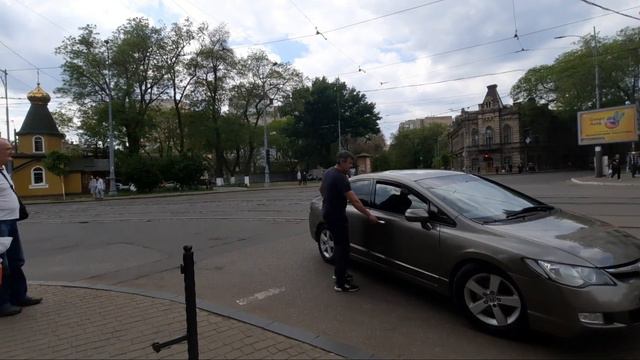 Одесса. СЕЙЧАС ОГРОМНЫЕ ОЧЕРЕДИ! ЧТО ПРОИЗОШЛО? смотреть онлайн