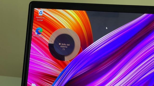Un portátil con PANTALLA INCREÍBLE | ASUS ProArt StudioBook Pro 16 смотреть онлайн