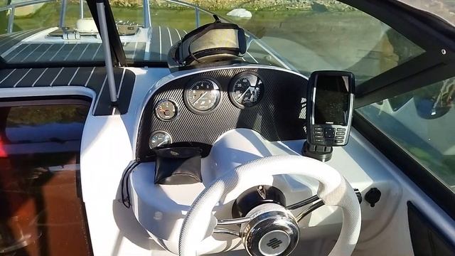 Катер Феникс 560 с необходимой комплектацией всем необходимым в дороге – из личной практики смотреть онлайн