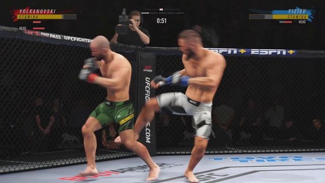 Picking apart Volkanovski with Rafael Fiziev in UFC4 смотреть онлайн