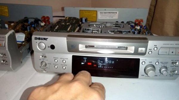 MD Player Sony: Comprei um MDS-S39 pra consertar meu MDS-S38! (Manutenção)
