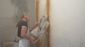 Легко и быстро режем проём  без пыли в квартире за 5 минут.Алмазная резка проёмов.