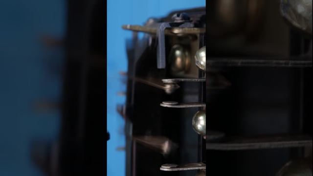 Промежуточное электромагнитное реле РП-24. Переключающий контакт Якорь #relay #реле смотреть онлайн