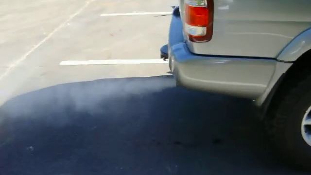 Seafoaming A 2001 Nissan Pathfinder смотреть онлайн