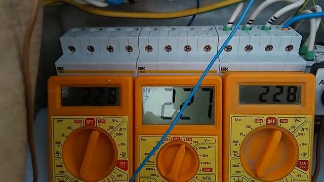Не откалиброванное "Реле защиты сети 3-фазное ADC-0130-10" смотреть онлайн