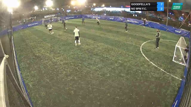 GOODFELLA'S Vs NO 9PM F.C. - 14-12-02 20:00 - DIV2 - TUESDAY - Barnet Powerleague Lucozade смотреть онлайн