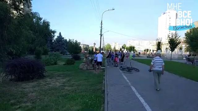 Питьевой фонтан Рыбка в парке "Волжский" (08.07.18) смотреть онлайн