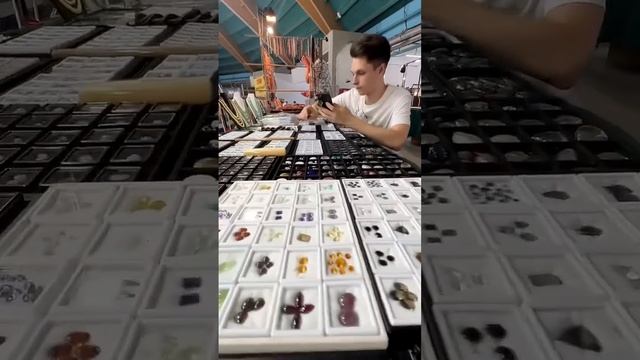 БРОСИЛ мастерскую и ОТПРАВИЛСЯ ? #красота #любовь смотреть онлайн