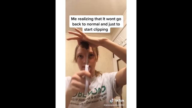 TikTok Girls Cutting Bangs Fails & Wins смотреть онлайн