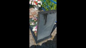 Полировка памятника (стэлы) на месте за 5 минут