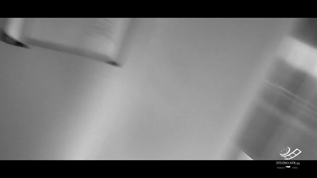 (Studio ATB 54) DJI Phantom 4 Pilotage en appartement sensation garantie смотреть онлайн