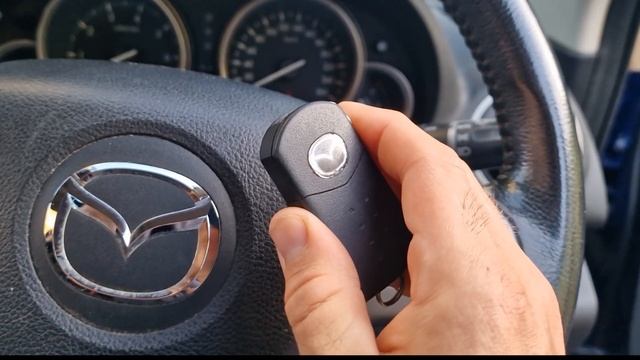 LUZ INMOVILIZADOR encendida o parpadeando - TESTIGO de Llave o candado en el tablero. смотреть онлайн