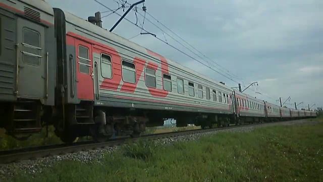 Электровоз ЧС7-008 с поездом №087Й Нижневартовск — Самара смотреть онлайн