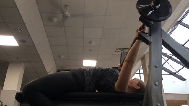 2019.08.27 Мц8Д4 Жим лёжа с паузой на скорость 30*2 смотреть онлайн