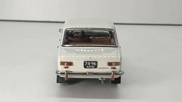 ВАЗ-2101 1973 1/43 / EVRmini + ASM / Конверсия семейного автомобиля для друга