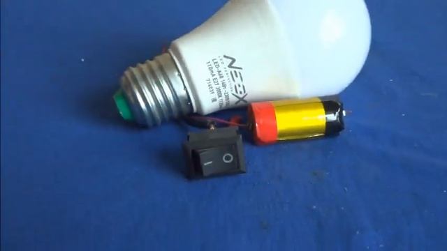 ВЫБРАСЫВАТЬ ЛАМПОЧКИ ДАЖЕ НЕ ДУМАЙ СуперСАМОДЕЛКА из САНТЕХтрубЫ смотреть онлайн