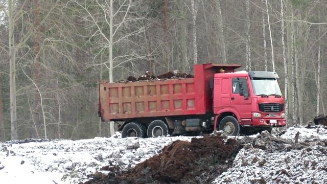 Самосвал Sinotruk HOWO 6х4 выгрузка вскрыши