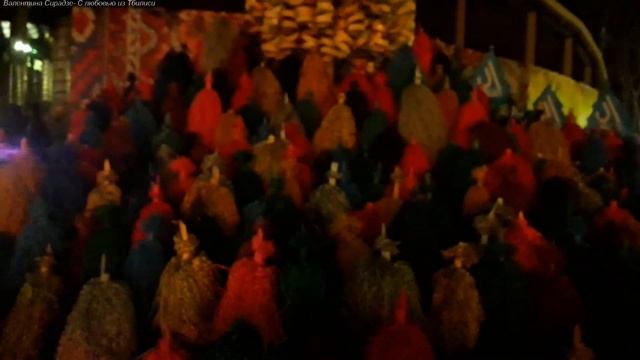 Грузия / Тбилиси готовится к встрече Нового года / На площади Орбелиани смотреть онлайн