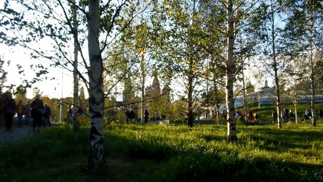 Москва, парк Зарядье в первые дни после открытия. Сентябрь 2017 год смотреть онлайн