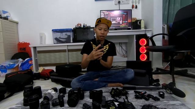 EQUIPMENT YANG SYAHMI SAZLI ADA смотреть онлайн